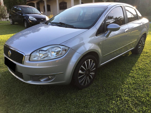Fiat Linea 2011 1.8 16v Absolute Flex Dualogic 4p