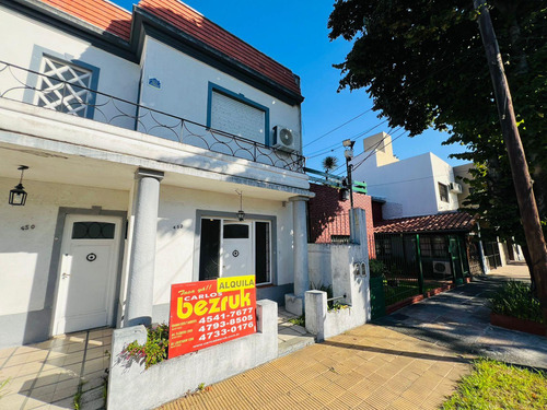 Ph Tipo Casa De 2 Ambientes   Escritorio En Alquiler, En Martínez.