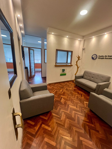 Alquilo Consultorio Odontológico En El Centro De Montevideo