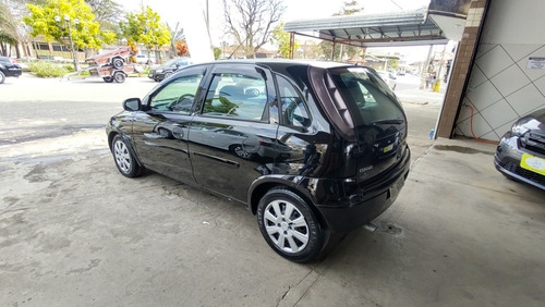 Imagem 3 de 8 de Chevrolet Corsa 2010 1.4 Maxx Econoflex 5p
