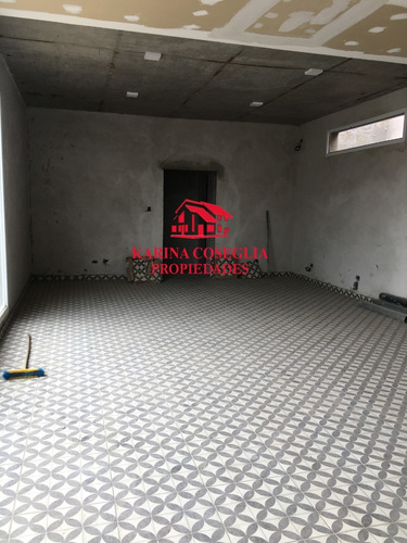 Local En Venta Con 2 Cocheras En Chivilcoy