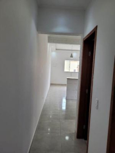 Imagem 3 de 9 de Casa No Bairro Jequitibá, Em Itanhaém, Litoral Sul De São Paulo, Localizada No Lado Praia À 500 Metros Do Mar. Imóvel Com 186 M² De Terreno Sendo 85,5 M² De Área Construída. Possui Piscina Com Cascata
