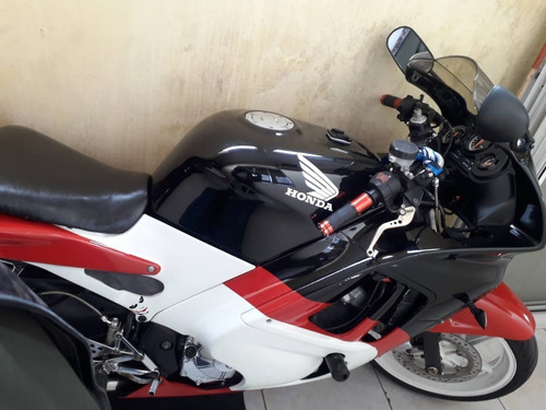 Imagem 3 de 6 de Honda Cbr 600 F - Preta Ano 1992