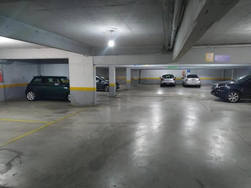 Imagen 8 de 11 de Cochera En Venta En Quilmes