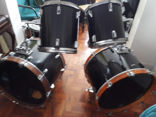 Imagem 2 de 8 de Bateria Primor/luthier Com 2 Bumbos De 24 Pol
