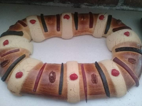 Rosca De Reyes En Tan Solo 160 Para 15 Personas 