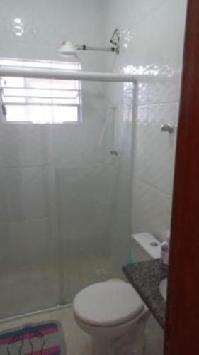 Imagem 10 de 15 de Casa No Bairro Raul Cury, Em Itanhaém, Litoral Sul De São Paulo, Localizado Lado Praia. Possui Churrasqueira, Edícula E Vaga Coberta Para 02 Automóveis.