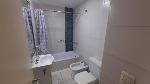 Departamento Con Cochera En Alquiler | 1 Dormitorio | Balcon