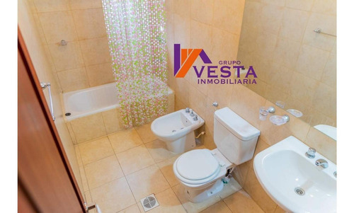 Casa En Venta *grand Bourg * Las Magdalenas