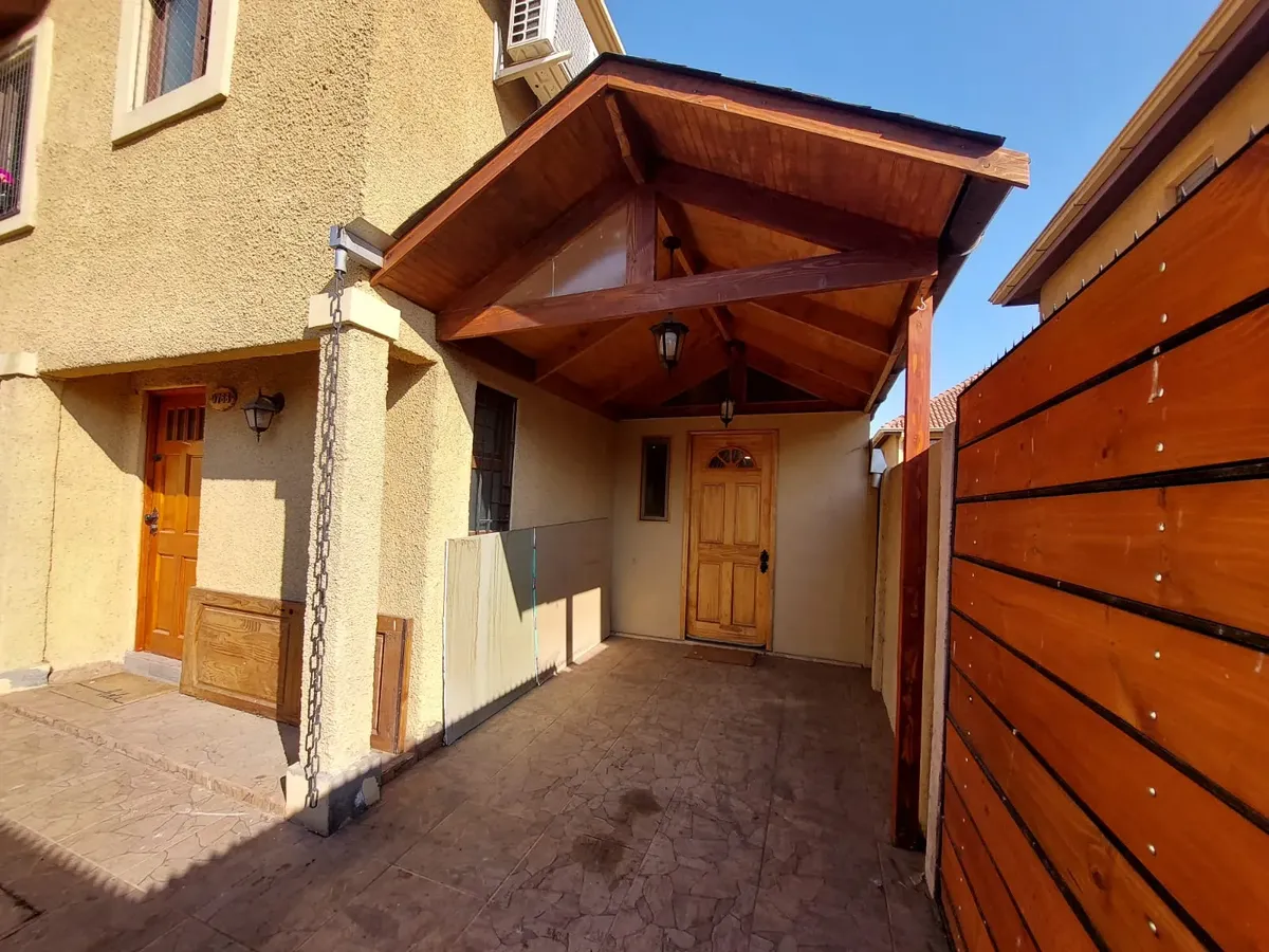 Imagen 2 de 26 de Linda Y Moderna Casa En Portal Del Bosque Maipu