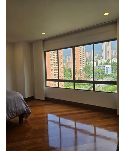 Arriendo Apartamento En Poblado- Milla De Oro