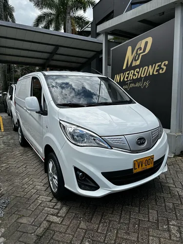 BYD T3 Electrica