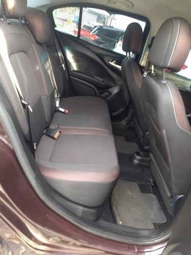 Imagem 3 de 9 de Fiat Cronos 2020 1.8 Precision 16v Flex Aut. 4p