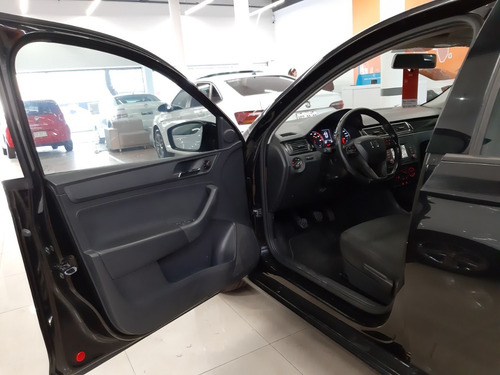 Imagen 8 de 15 de Seat Toledo Style 1.2 Turbo Mt 2016