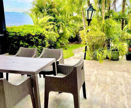 Mundo Inn Vende Excelente Casa En Monte Real