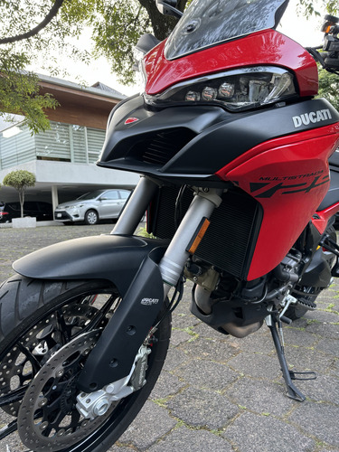 Ducati Multistrada V2s Año 2022. Kms: 11,000