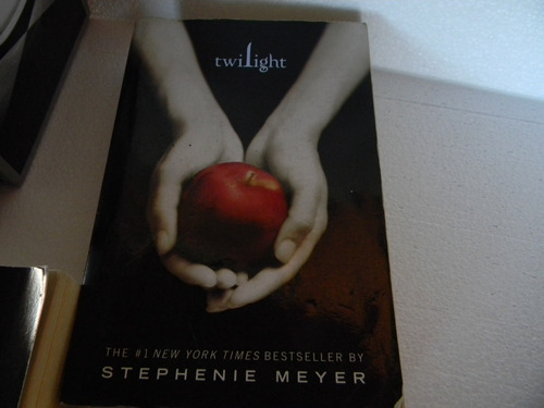 Coleção De Livros Crepusculo/twilight - Importado (Usado)