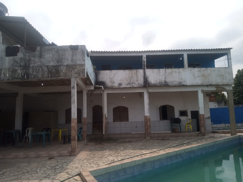 Área Com Piscina, 2 Casas, 6 Kitnet, 1 Loja !