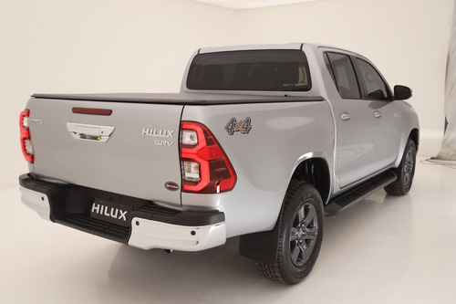 Toyota Hilux 2.8 Cd Sr 177cv 4x4