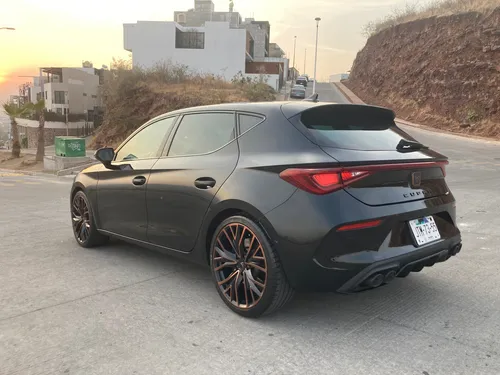 Cupra Leon 300Hp