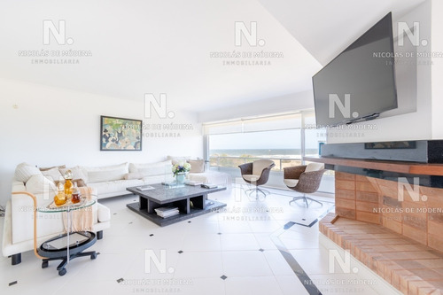 Penthouse Primera Fila Playa Brava- Ref: 3647