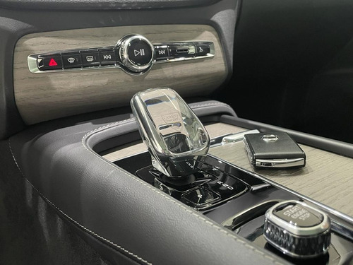 Imagen 13 de 15 de Volvo Xc90 Ultimate T8 Enchufable