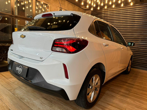 Chevrolet Onix HATCH 10MT LT2