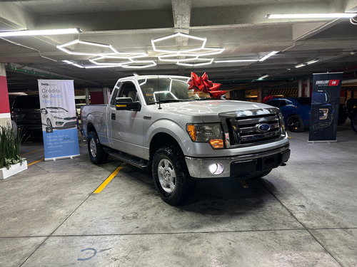 Ford Lobo 5.4 XLT Cab Reg 4x4