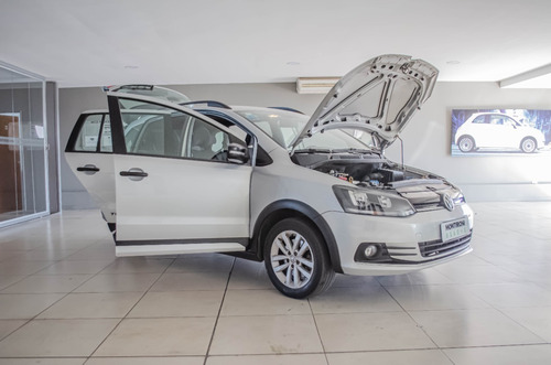 Imagen 23 de 25 de Volkswagen Suran Track 1.6 2018