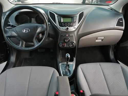 Imagem 7 de 10 de Hyundai Hb20 Premium 1.6 Flex At 2014