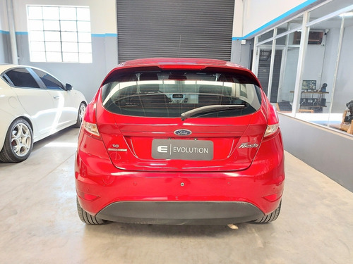 Ford Fiesta Kinetic Design 1.6 Se Plus Powershift 120cv 2016