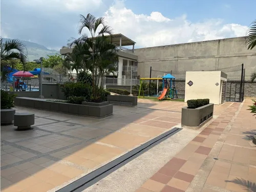 Venta Apartamento 74 Mts2 En La Flora, Norte De Cali 13264-1