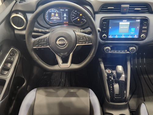 Nissan Versa 1.6 Exclusive At