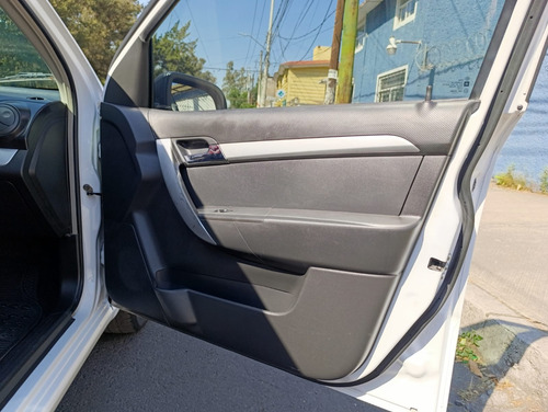 Chevrolet Aveo 1.6 Lt Mt Sedán