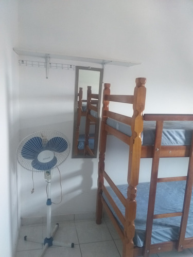 Apto 2 Qtos Sala Coz Gar. Etc Só $ 165.mil