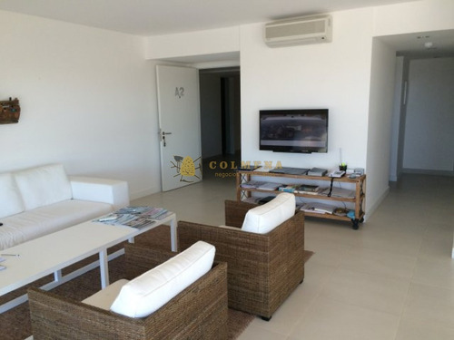 Apartamento Dulplex En Venta Y Alquiler Temporario En Exclusiva Zona De Punta Ballena.- Ref: 3634