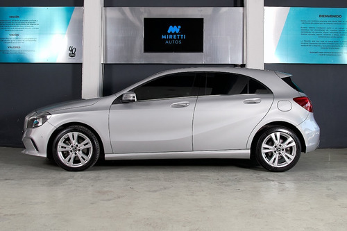 Imagen 5 de 14 de Mercedes-benz Clase A 1.6 A200 Urban 156cv 2018
