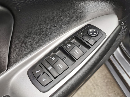 Imagen 9 de 14 de Dodge Journey Se 9123