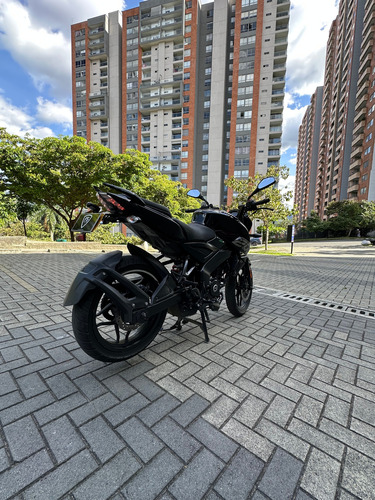 Pulsar Ns 200