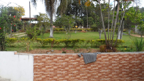 Linda Chácara, Terreno De 4.000 Metros Quadrados.