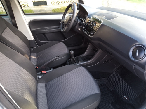 Volkswagen Up! 2018 1.0 Move Up! 75cv