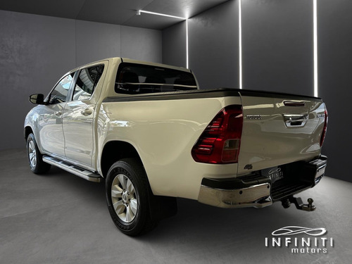 Toyota Hilux Cd 4x2 Sr