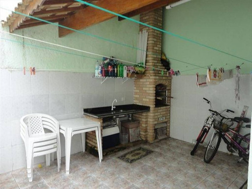 Imagem 4 de 8 de Casa, 2 Dorms Com 54 M² - Maracanã - Praia Grande - Ref.: Hm960 - Hm960