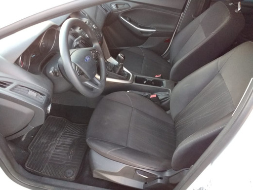 Imagen 8 de 12 de Ford Focus S 1.6 M/t