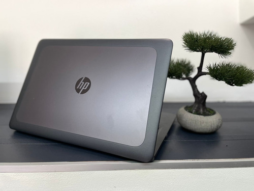Hp Zbook 15u G3 Core I7 Amd Firepro W4190m 16gb+256gb+1tb Purpura (Reacondicionado)