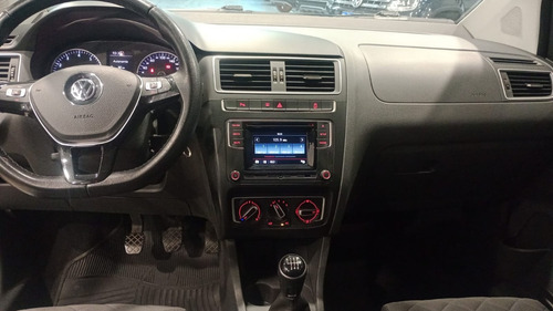 Volkswagen Suran 1.6 Highline