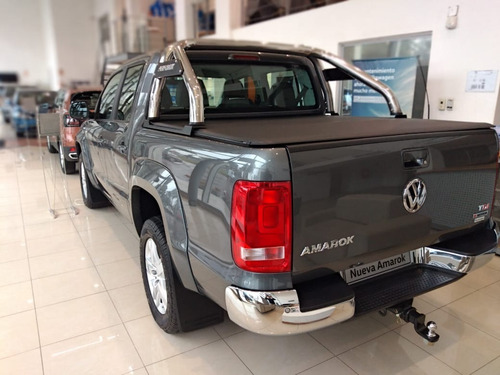 Imagen 2 de 19 de Volkswagen Amarok Highline 4x4 Mt 2.0 2022 En Stock Kb