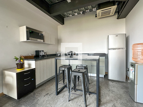 Oficinas En Venta Con Terrazas Con Excelente Ubicación En Hipódromo