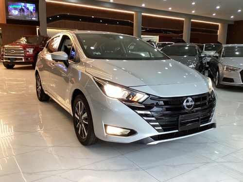Nissan Versa 1.6 Advance Mt
