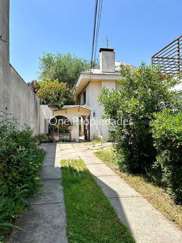 Casa Para Remodelar En Venta De 4 Dorm. Luis Pereira, Ñuñoa